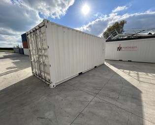 20ft zeecontainer Wit - 2 (GVTU 255749-3)