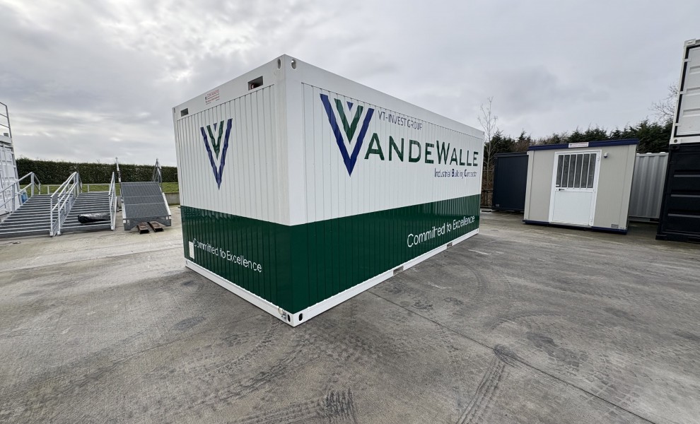 6x3m_Van de Walle_office container with logo